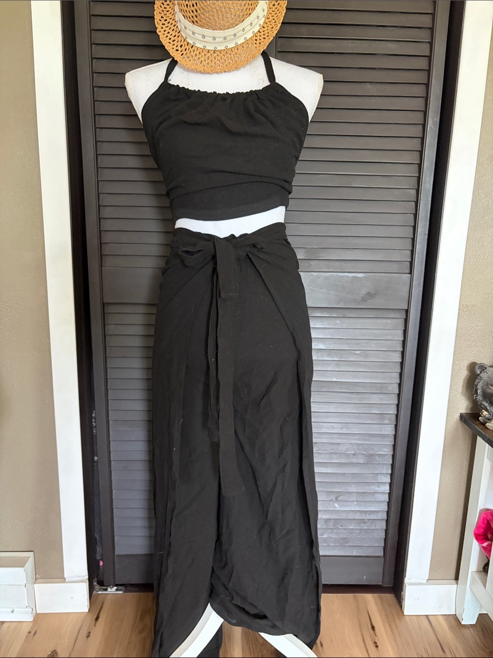 Black Tie-Wrap Crop Top and Pants bottom. One size made in Mexico